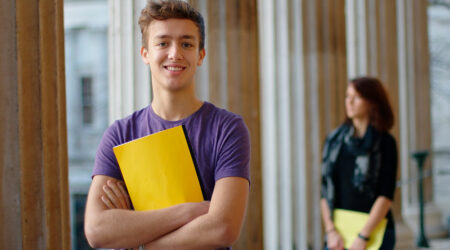 A guide to applying for high school internship programs