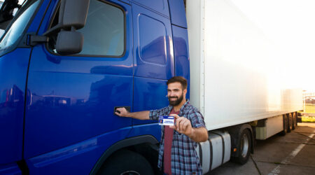 Guide to CDL training programs and truck driving schools