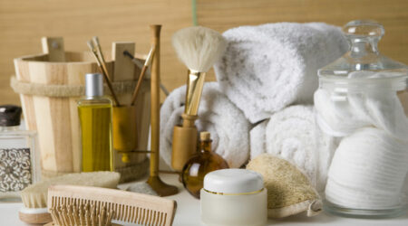 10 must-have bathroom accessories